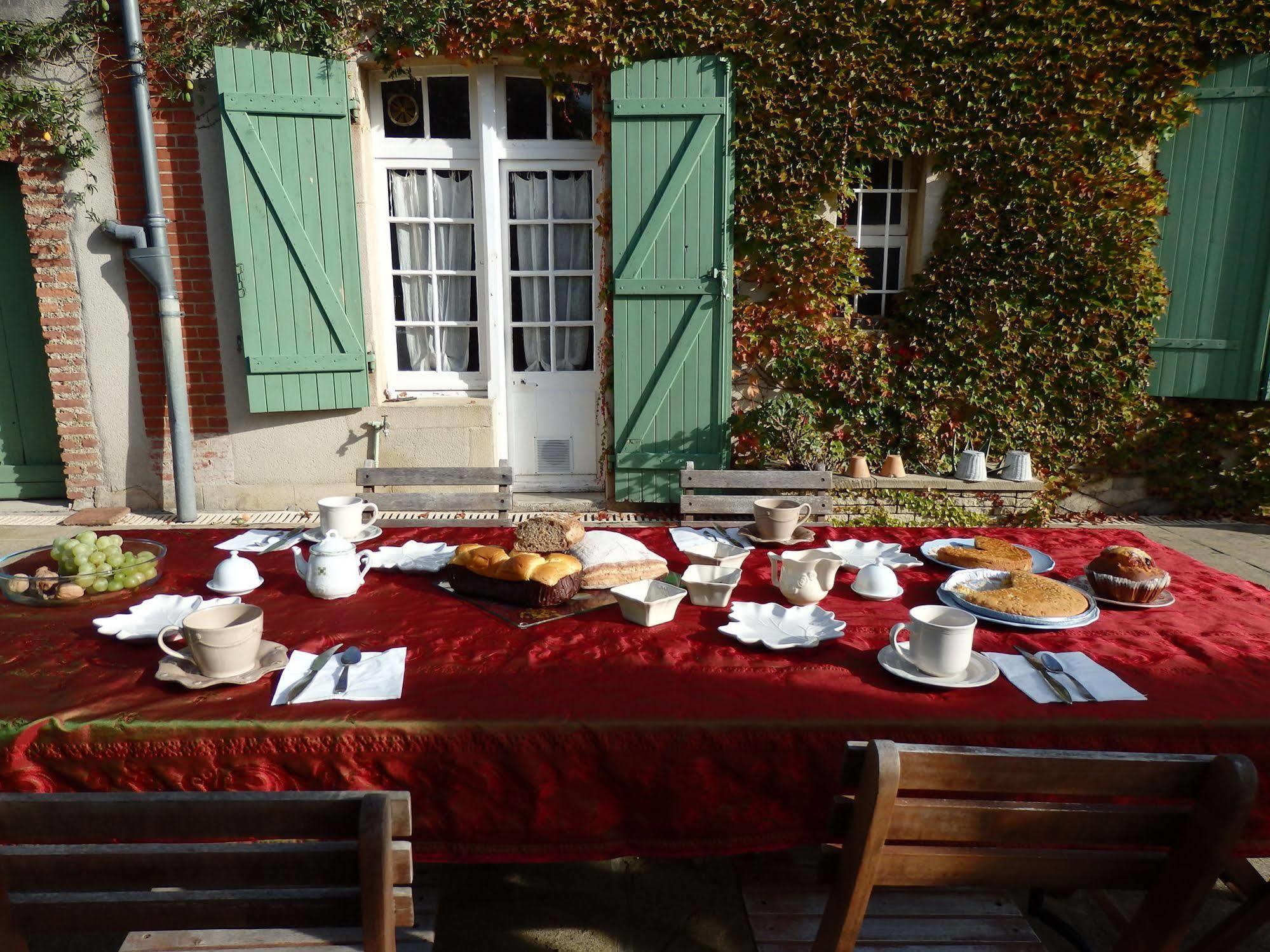 D'hotes Le Mas Bed & Breakfast
